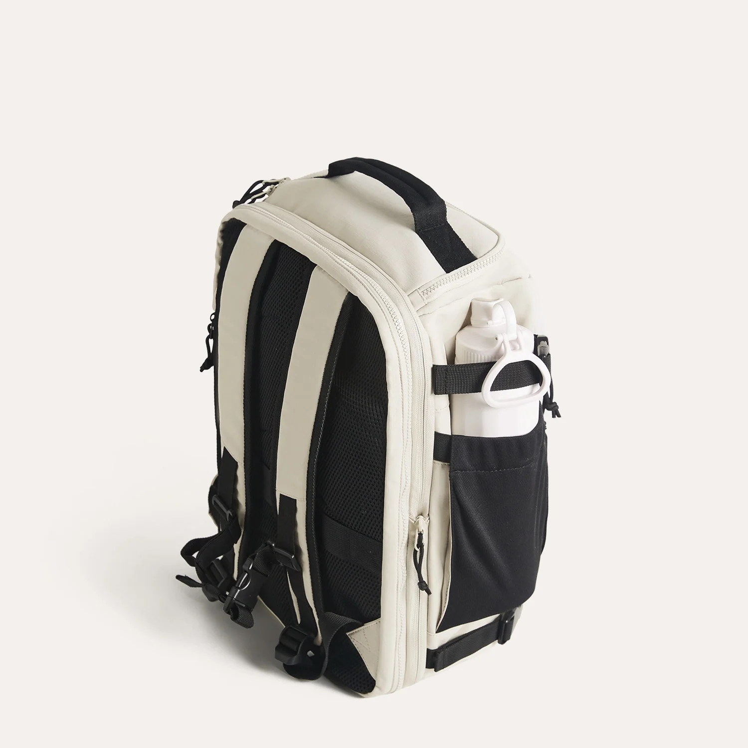 Blast Mesh Travel Backpack - Image 12