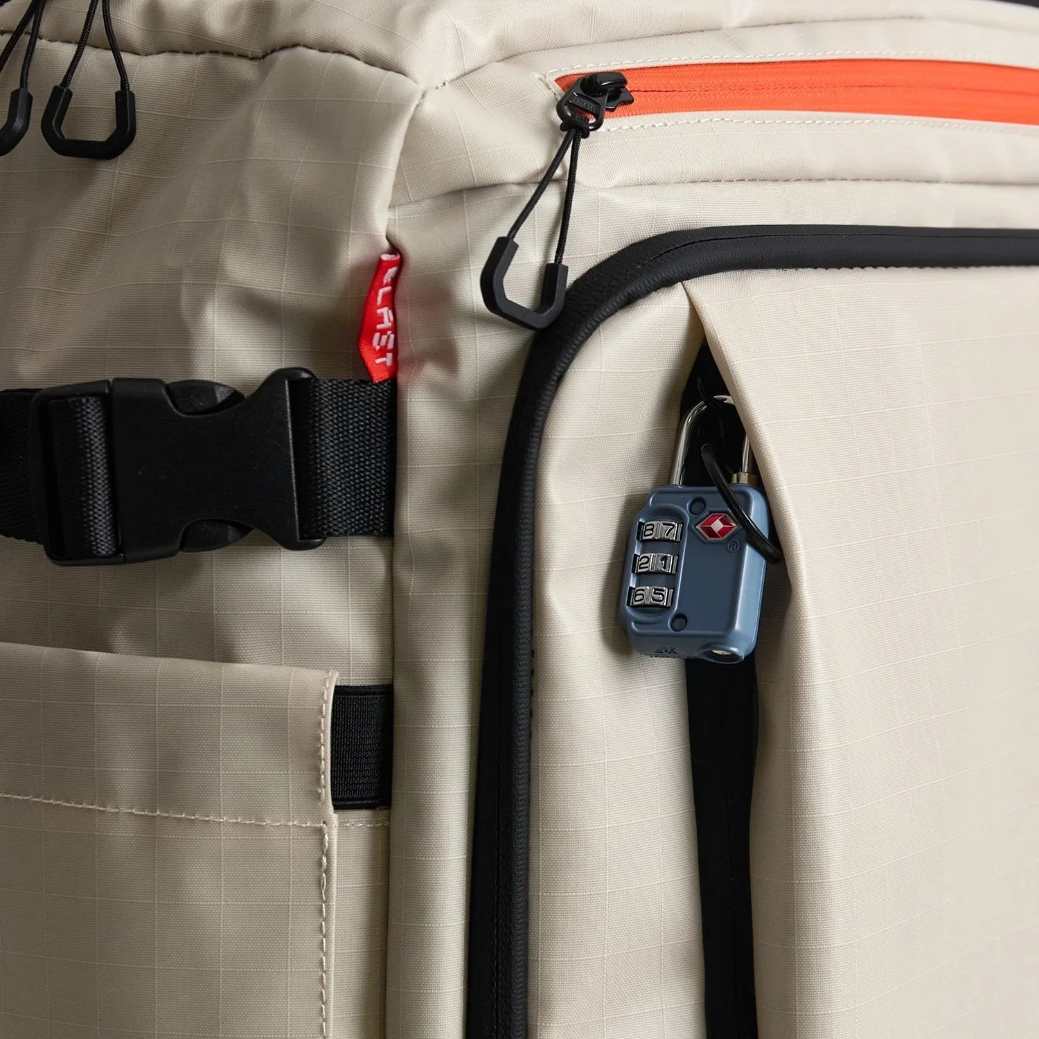 Blast Pro 43L Roller Backpack - Image 7