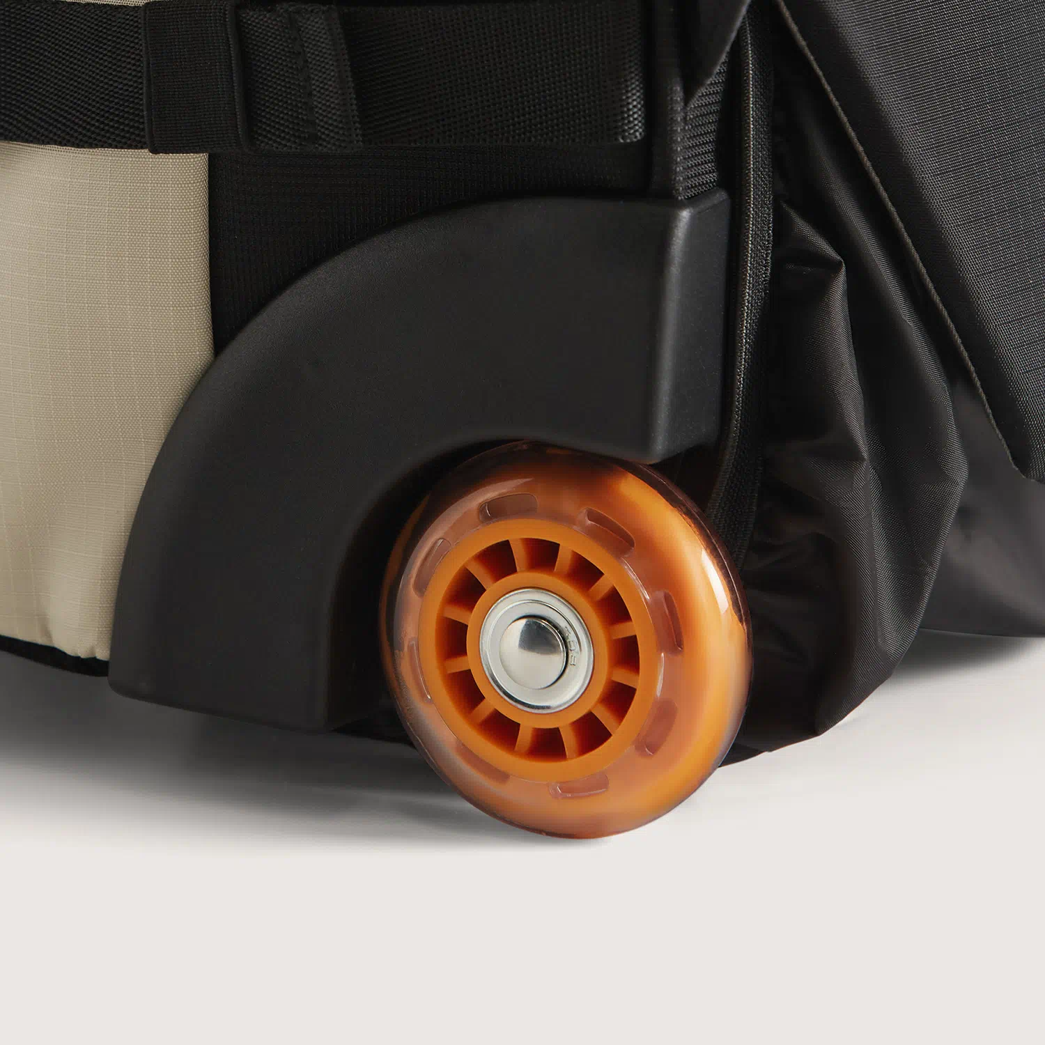Blast 43L Roller Backpack - Image 17