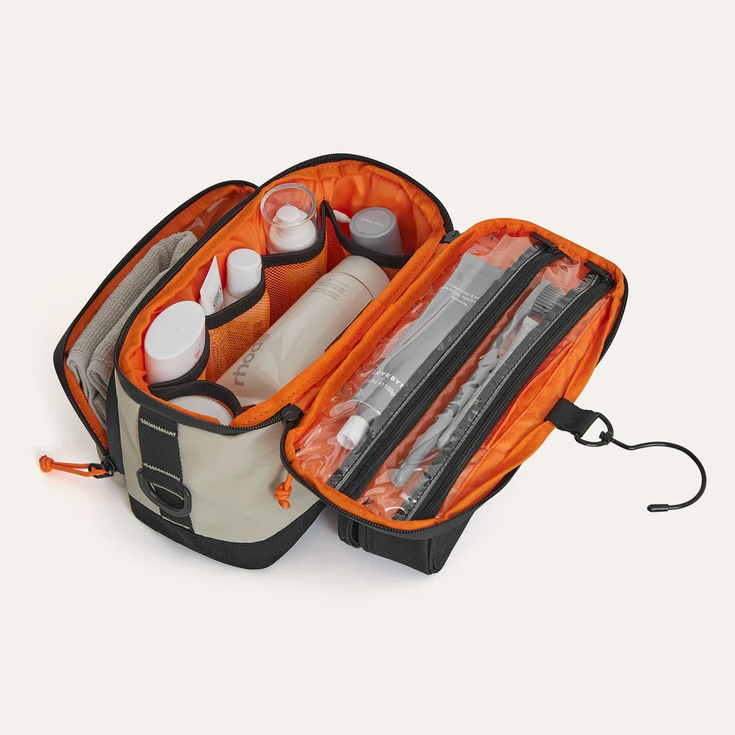 Blast 4.5L Hanging Toiletry Bag - Image 10
