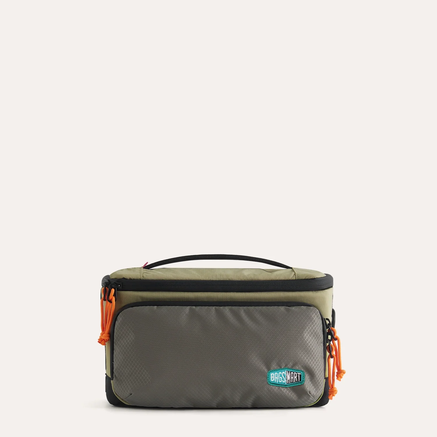 Blast 4.5L Hanging Toiletry Bag - Image 17