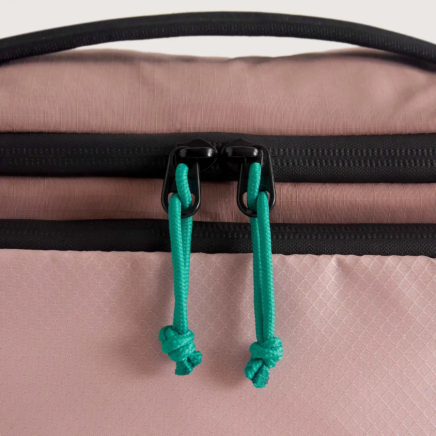 Blast 4.5L Hanging Toiletry Bag - Image 44