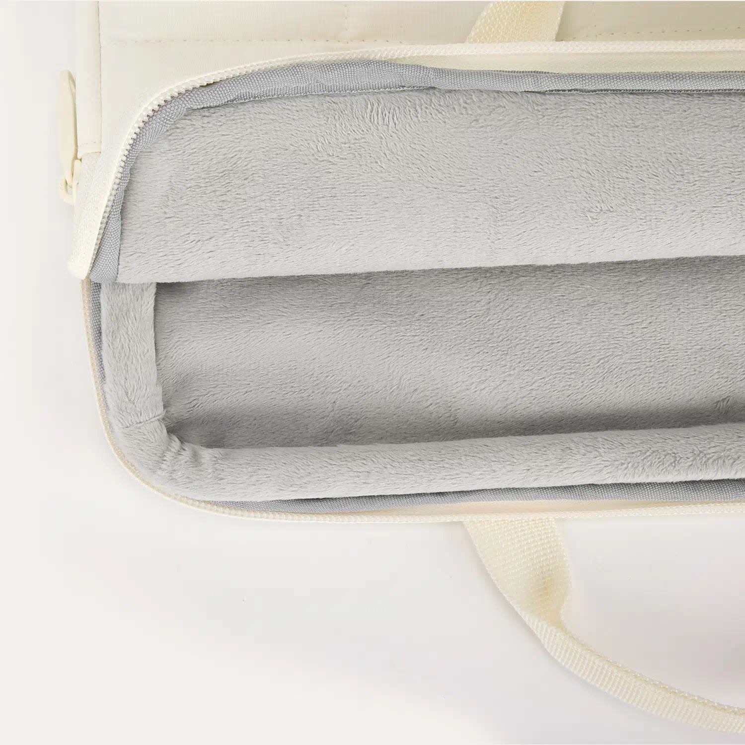 Bubble 15.6" Laptop Sleeve Pro - Image 9