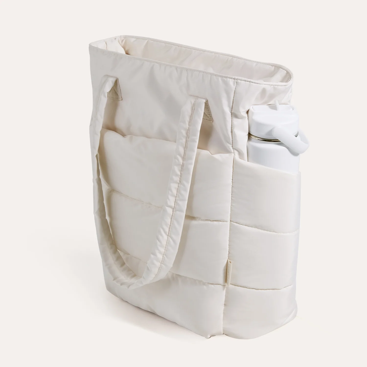 Bubble 21L Puffy Tote - Image 17