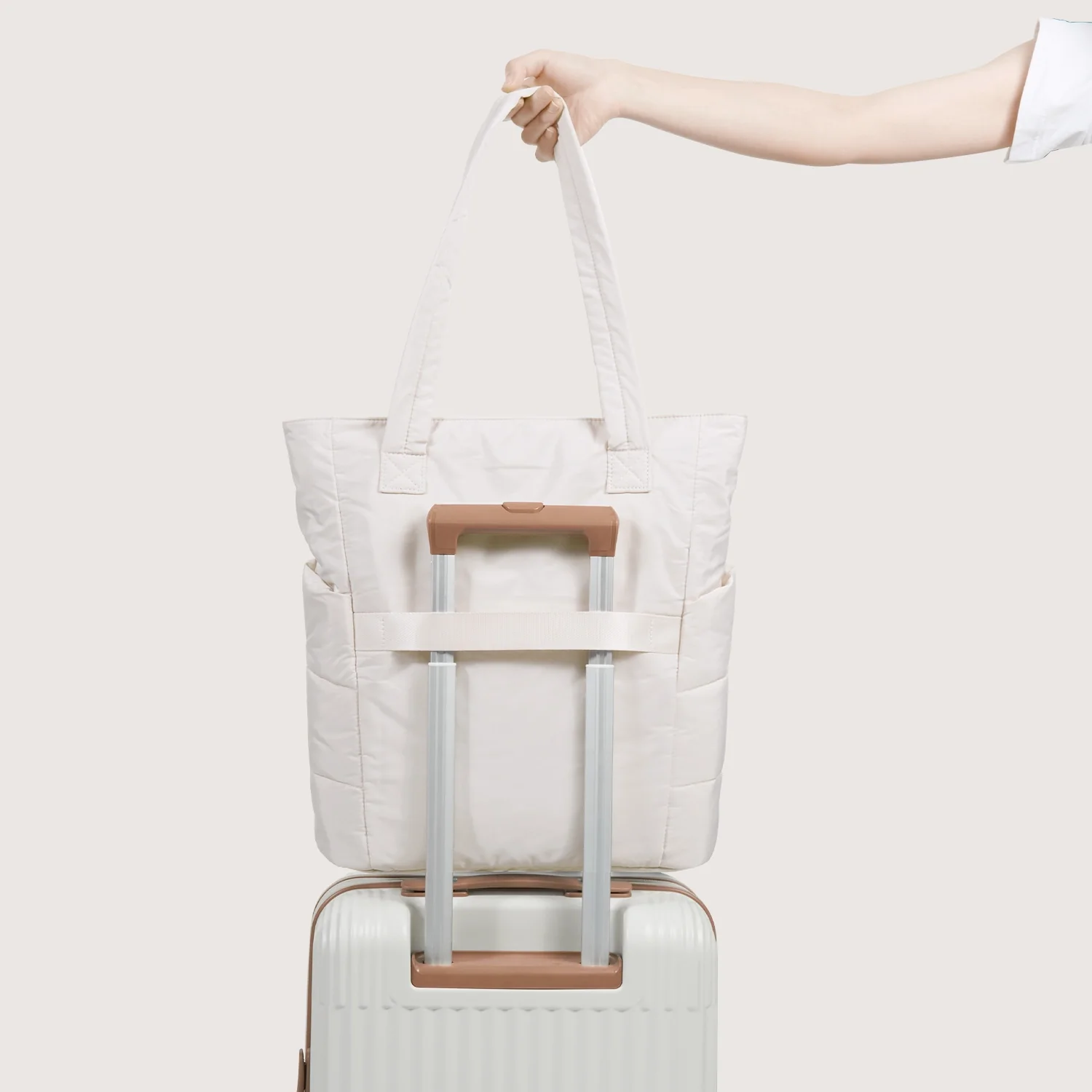 Bubble 21L Puffy Tote - Image 20