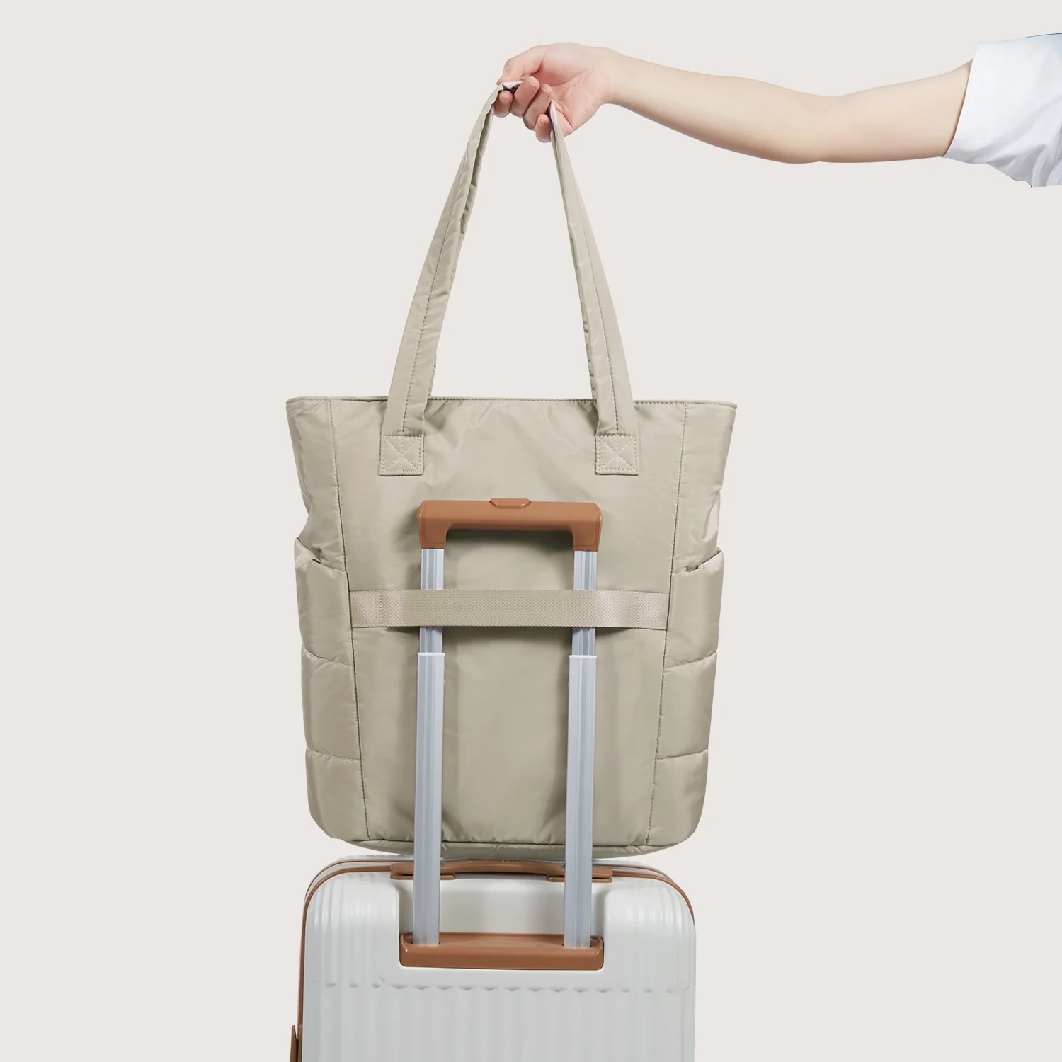 Bubble 21L Puffy Tote - Image 33