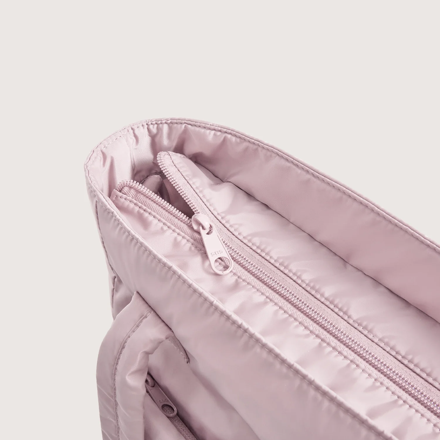 Bubble 21L Puffy Tote - Image 41