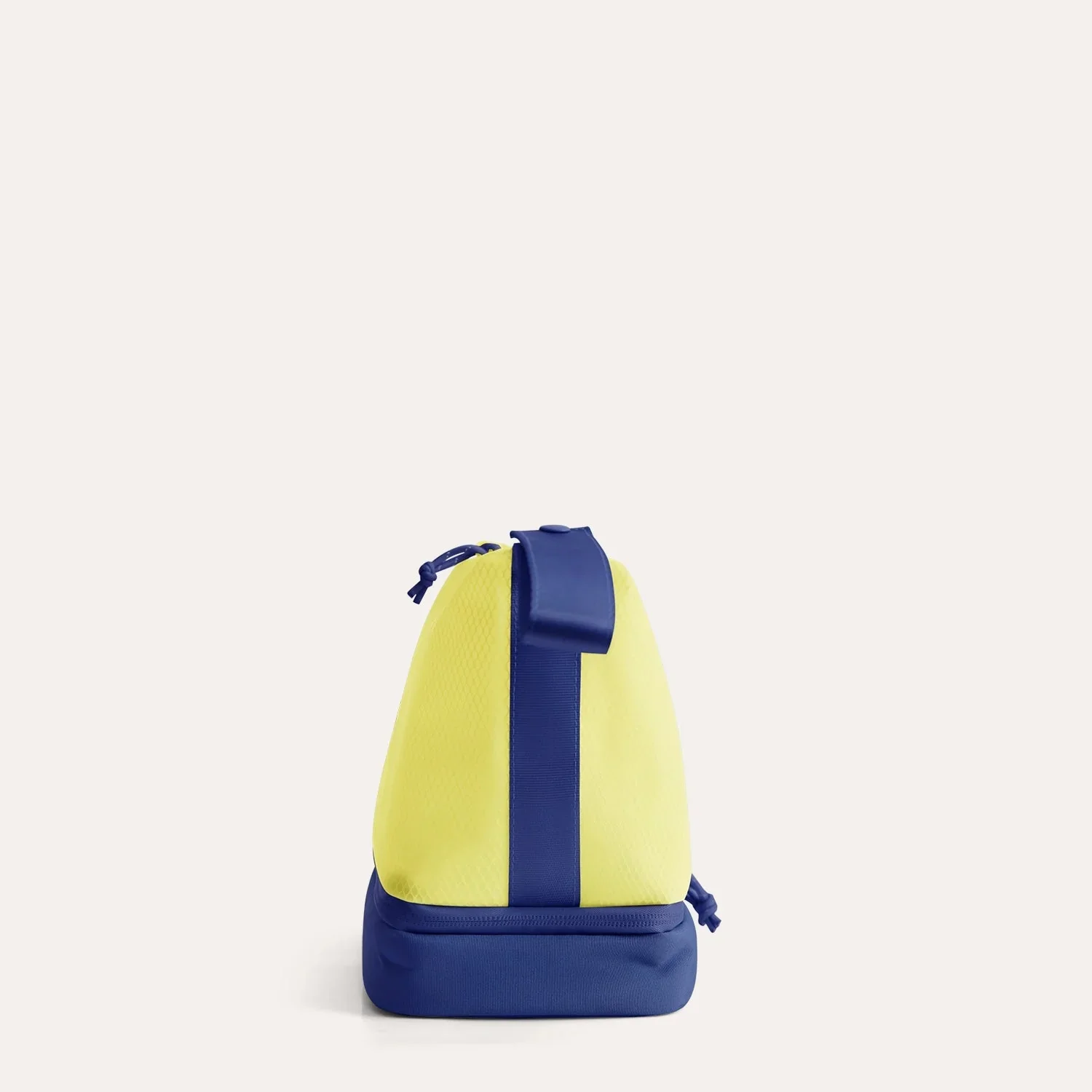 Coast Toiletry Bag - Image 21