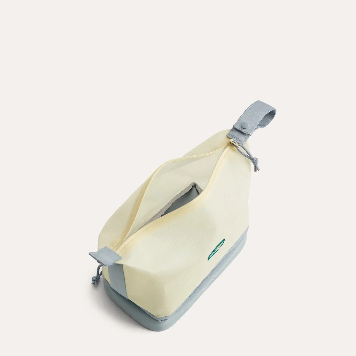 Coast Toiletry Bag - Image 7
