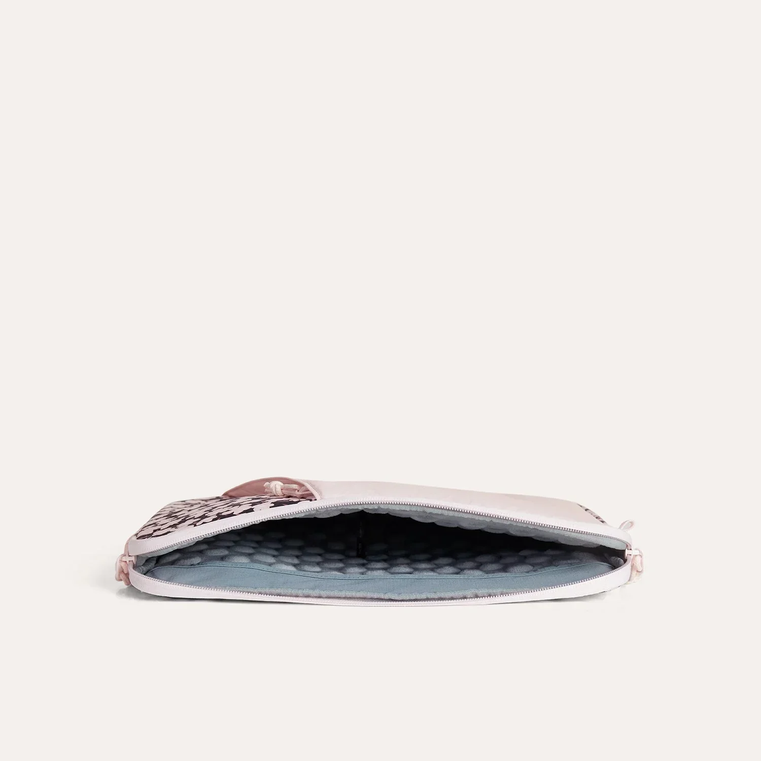 Crush 14" Laptop Sleeve - Image 18