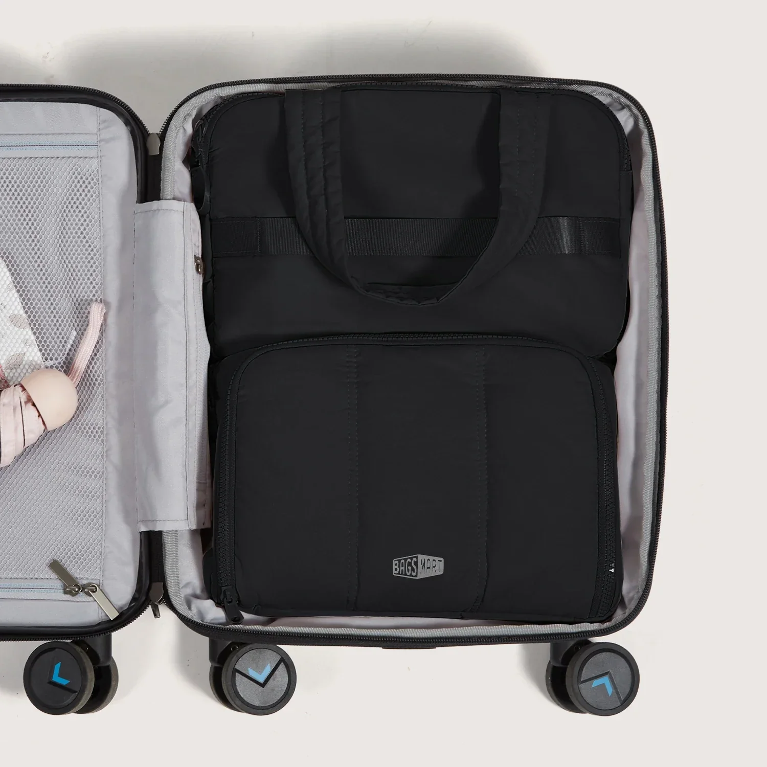 Crush Versatile Toiletry Bag - Image 44