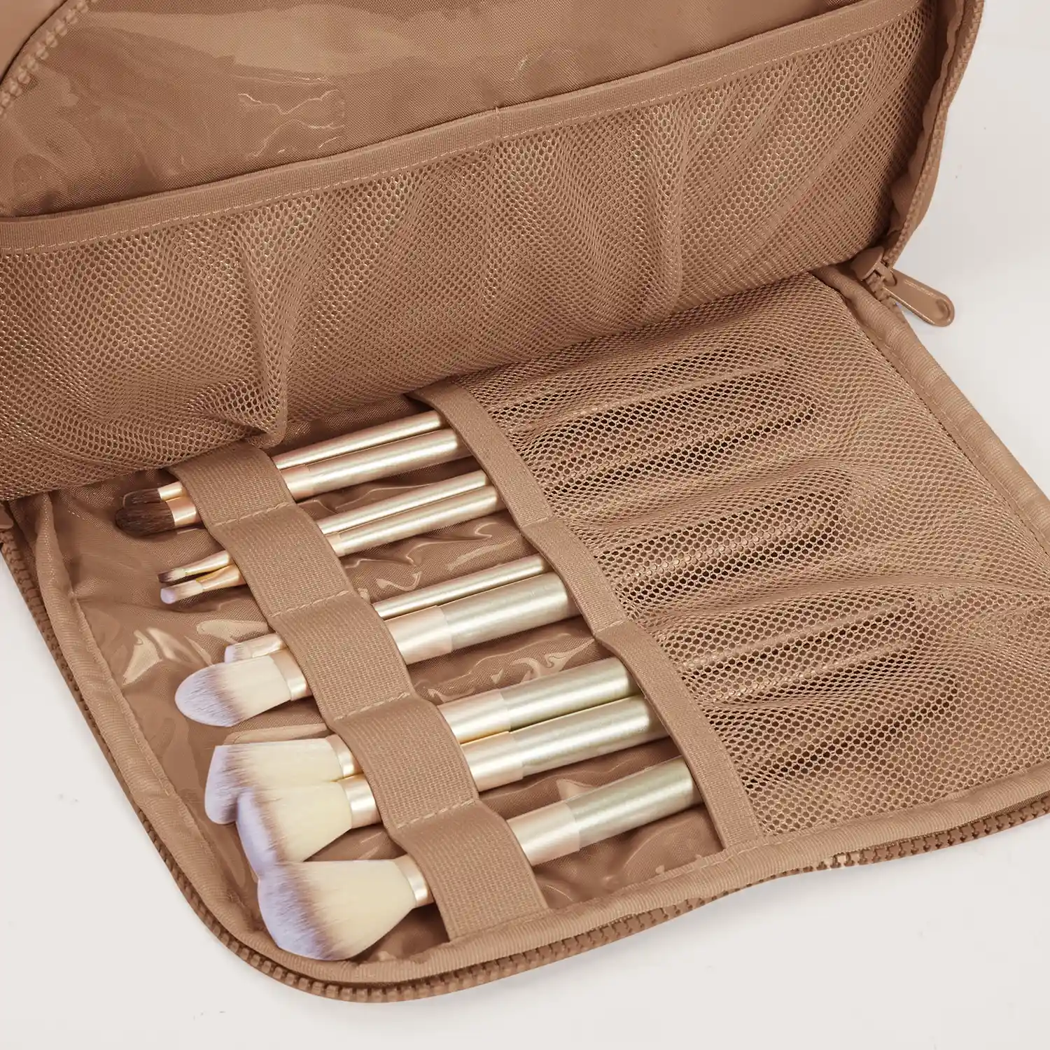 Crush Versatile Toiletry Bag - Image 62