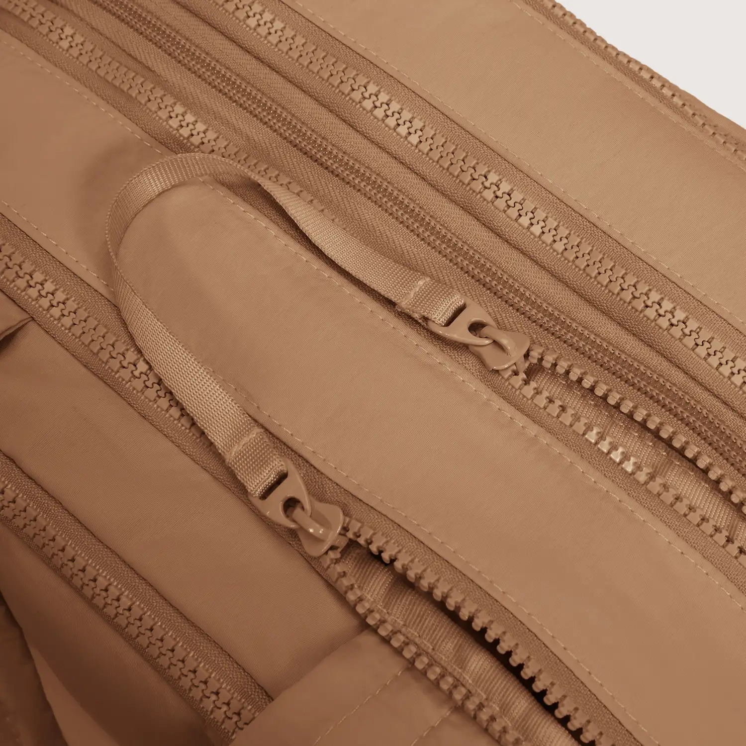 Crush Versatile Toiletry Bag - Image 63