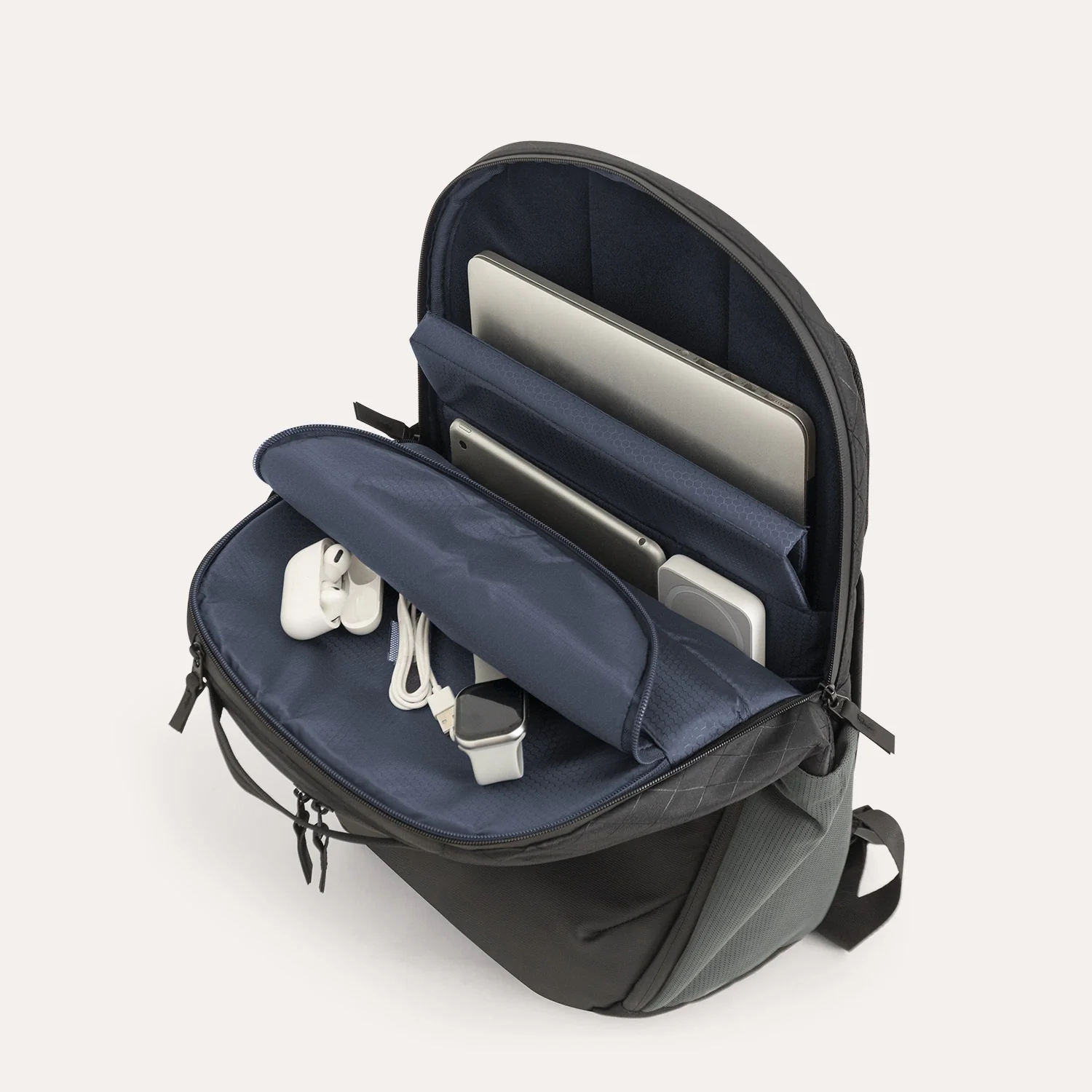 Dense 24L Urban Pack - Image 13