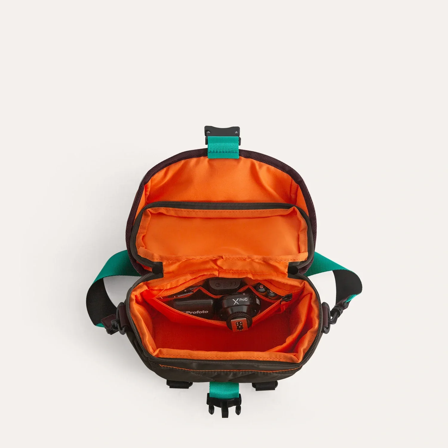 Paz 4L Camera Sling - Image 66