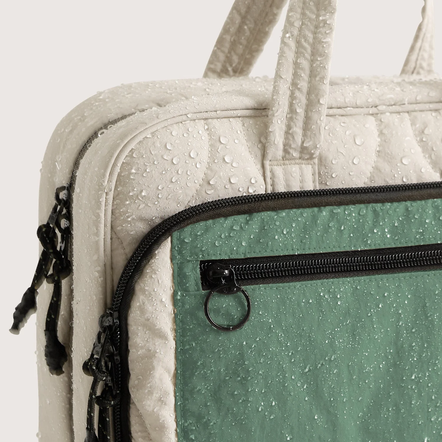 (free gift) Paz Hanging Toiletry Bag - Image 9