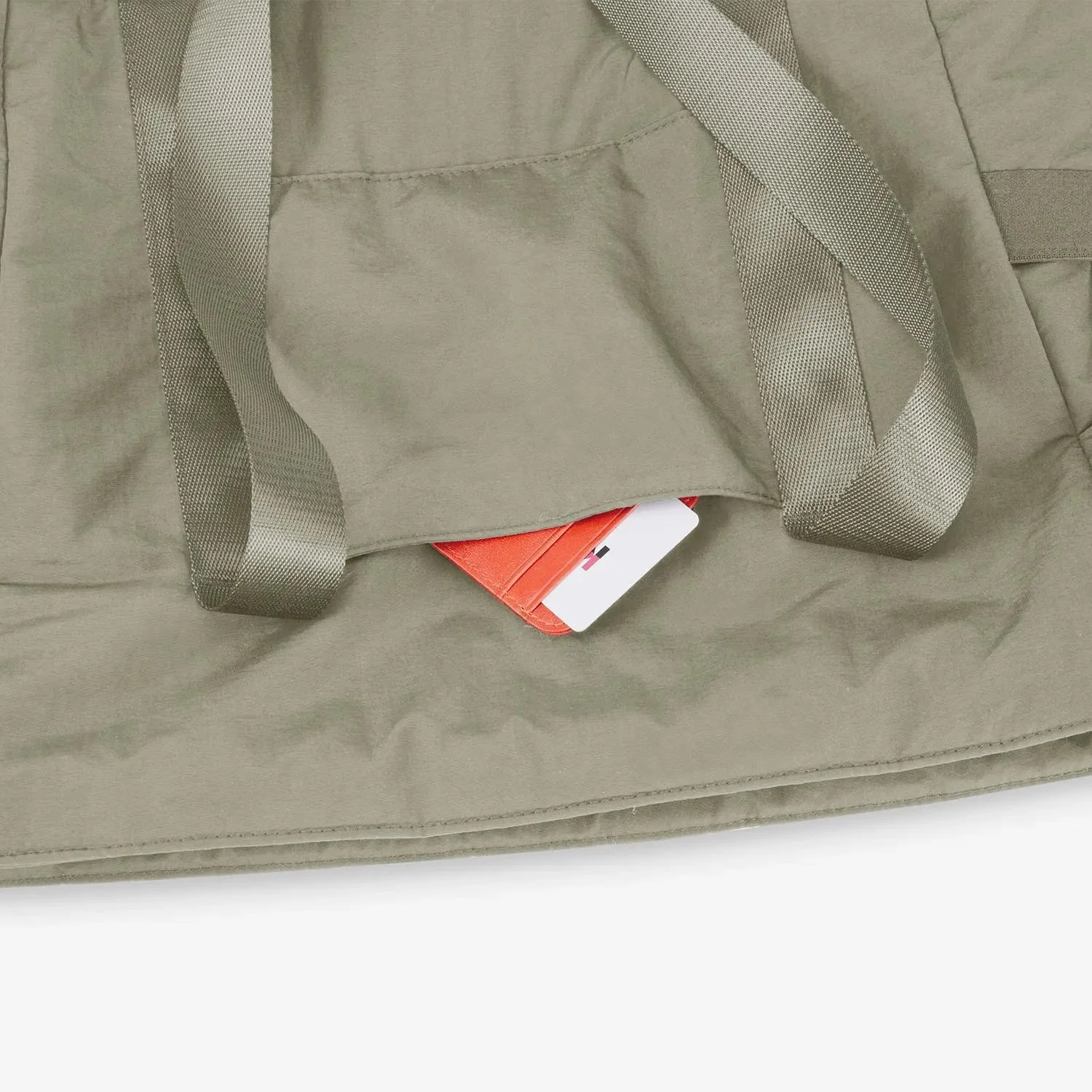 (FREE GIFT) Zoraesque 18L-20L Tote - Image 36