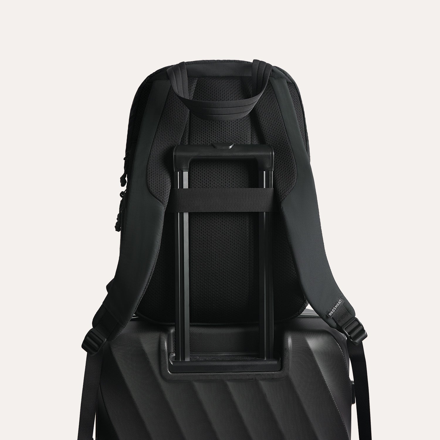 Paz 23L Work Backpack - Image 35