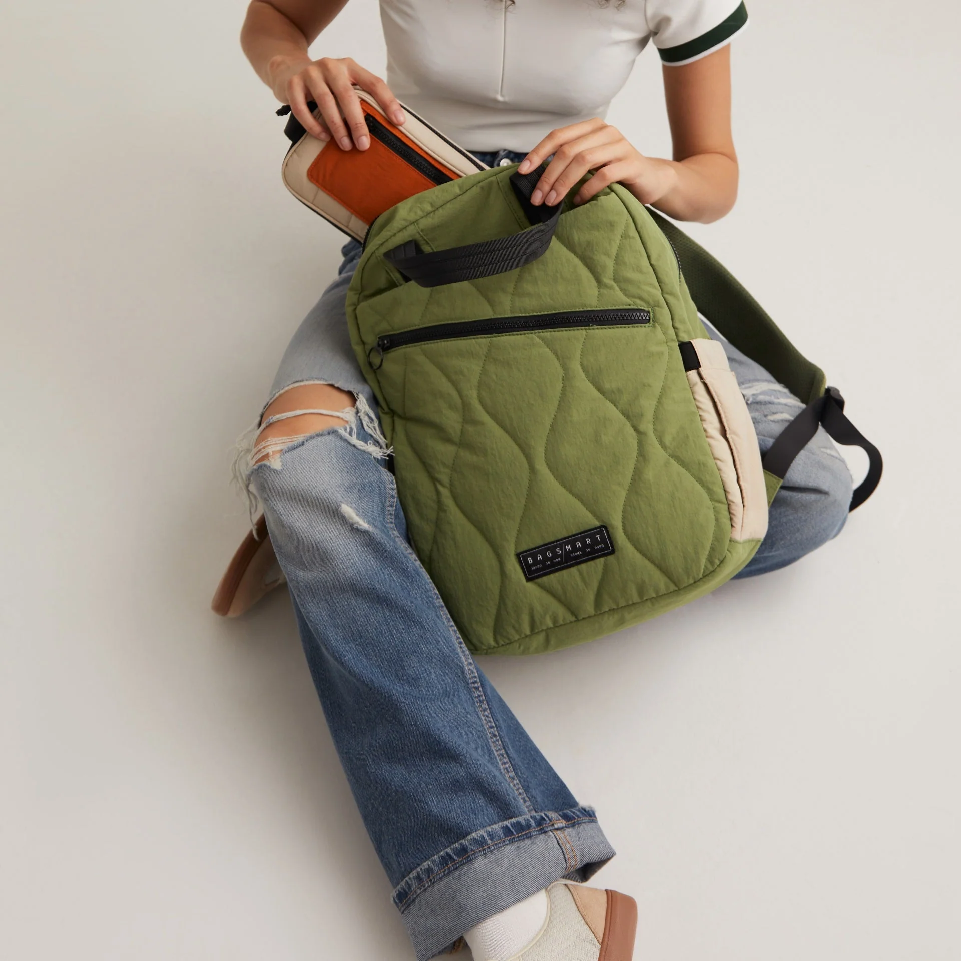 Paz 23L Work Backpack - Image 8