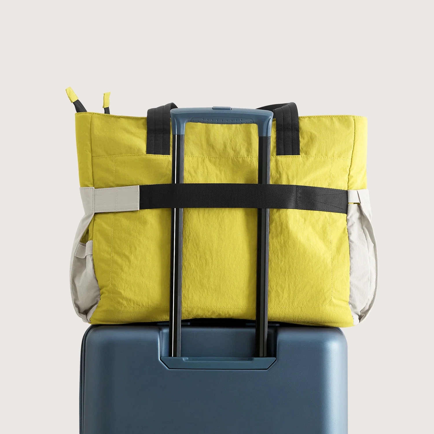 Paz 23L Tote II - Image 44