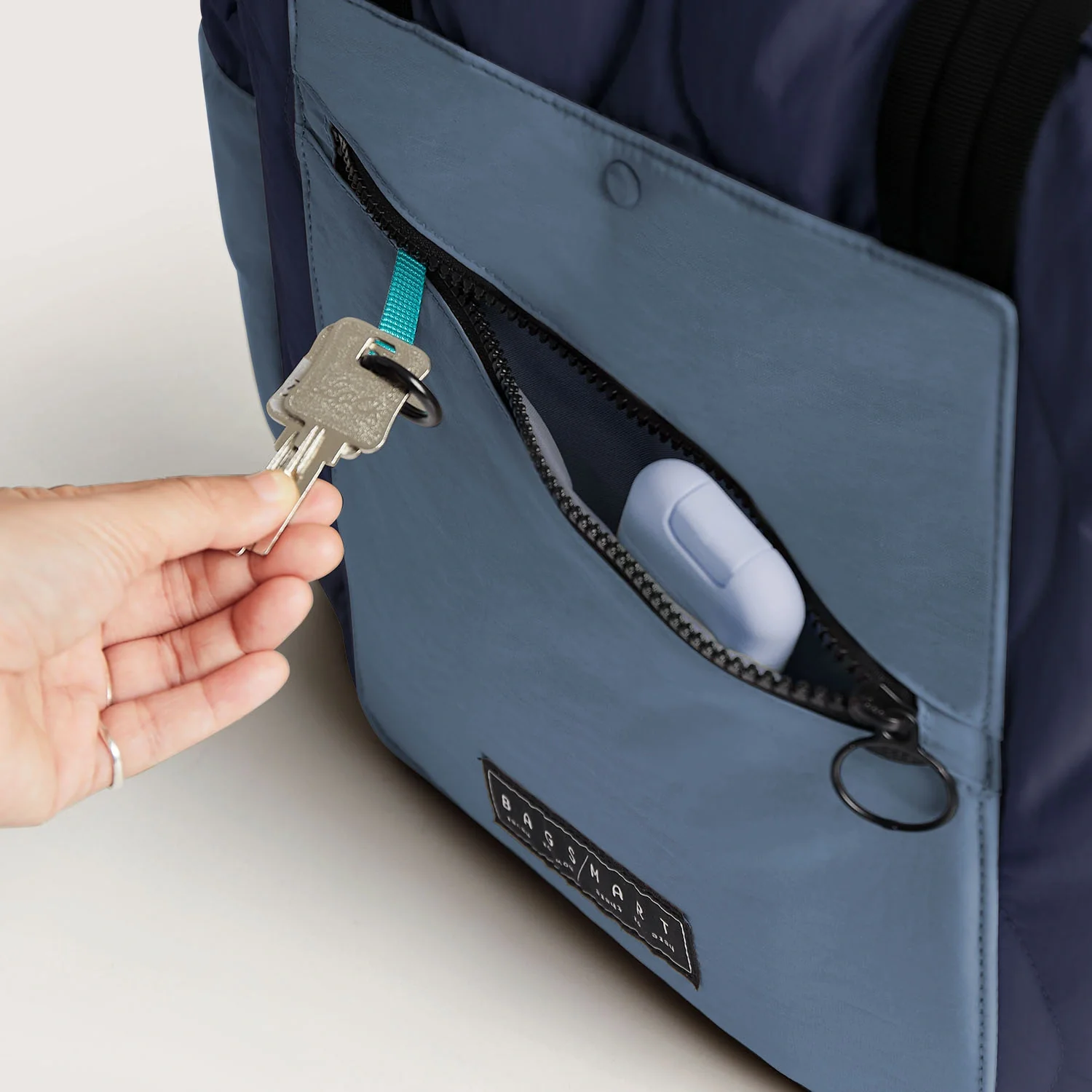 Paz 23L Tote - Image 69