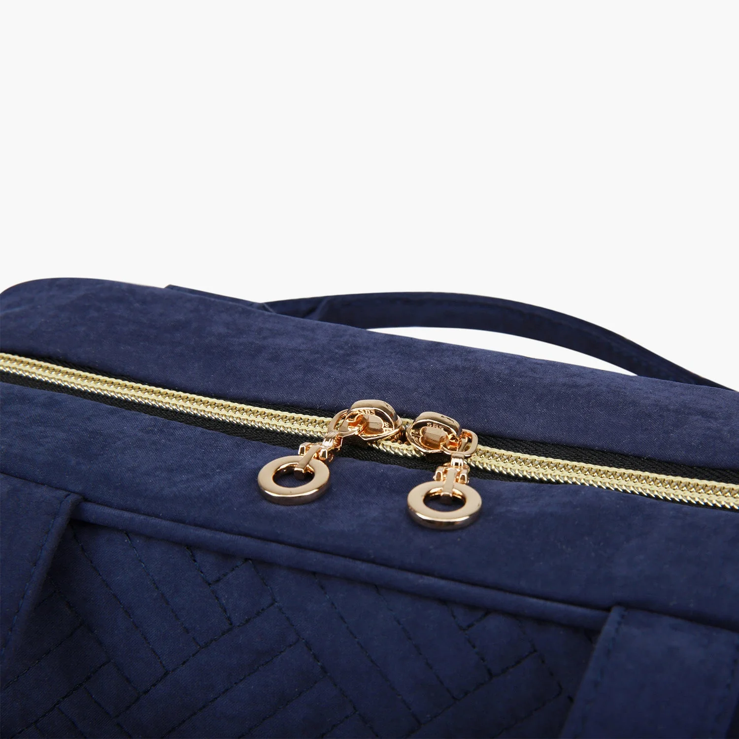 The Space Saver Hanging Toiletry Bag - Image 36